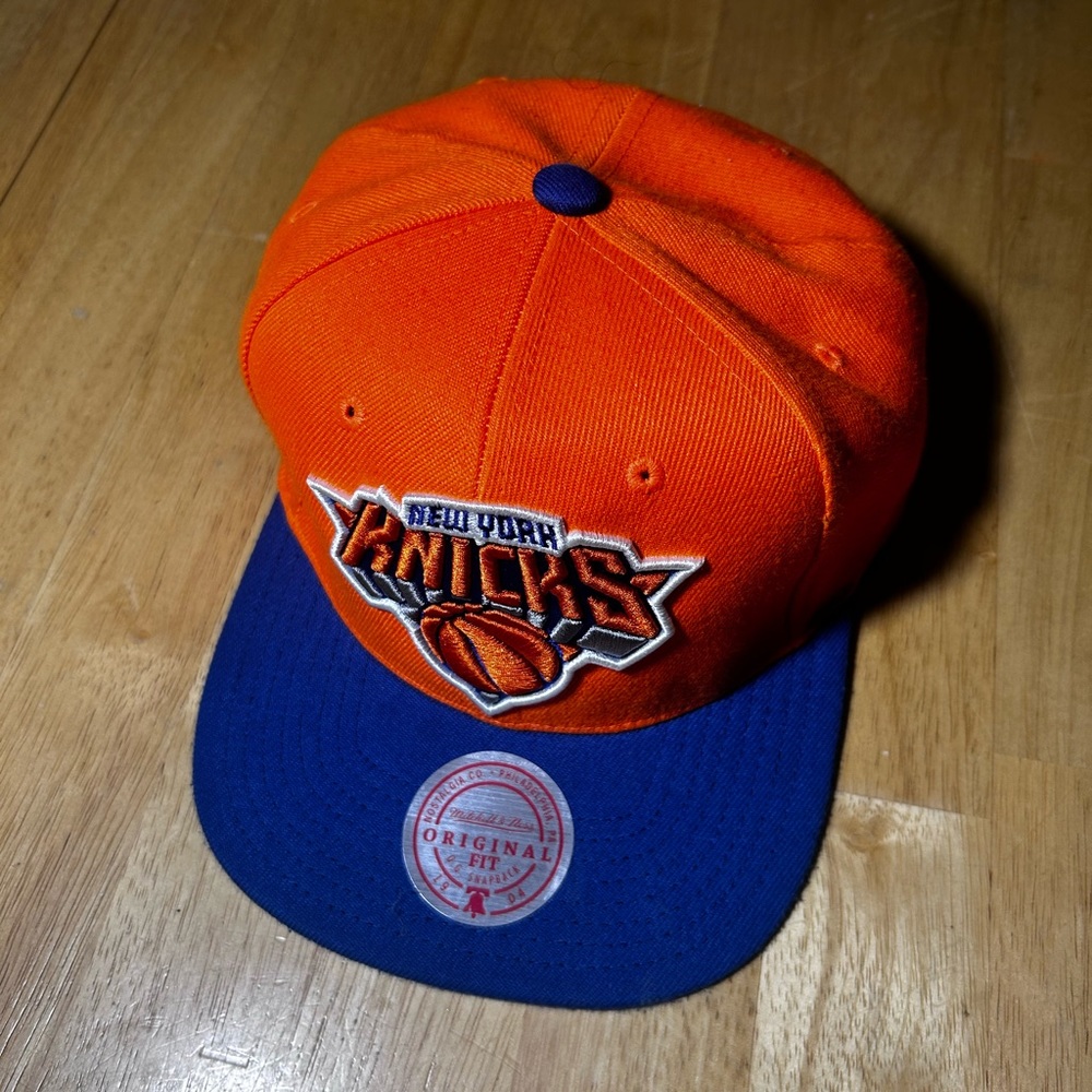 New York Knickerbockers - SnapBack Hat (Orange)